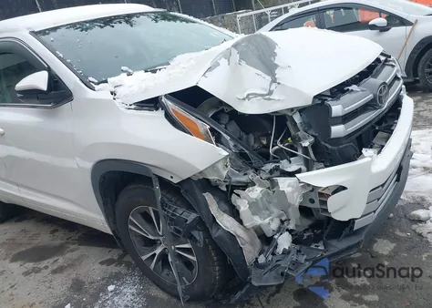 2017 Toyota Highlander Le from USA, damaged, VIN 5TDBZRFH3HS456714
